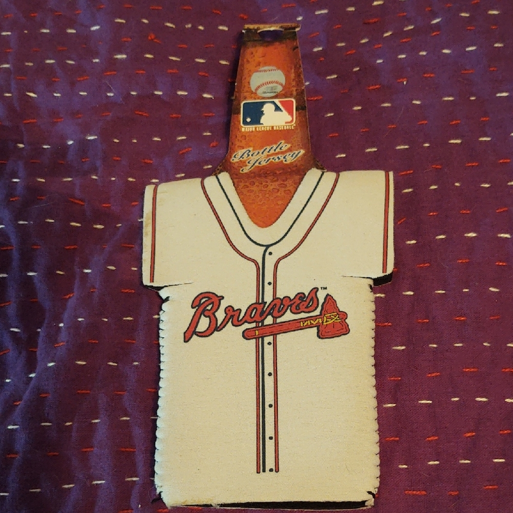Atlanta Braves Baseball Jersey Bottle Holder - White and Red - 01 - NWT